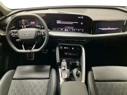 Photo 7 Audi Q5 SUV E HYBRID QUATTRO 367 CH S tronic