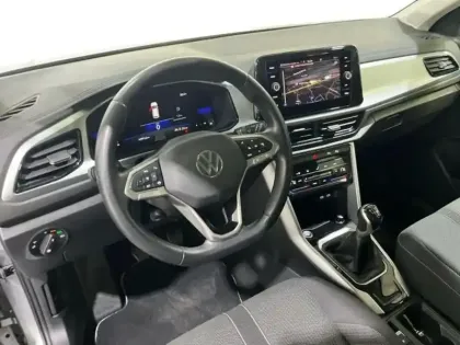 Photo 8 Volkswagen T-roc 1.0 TSI 110 Start/Stop BVM6 Life Plus