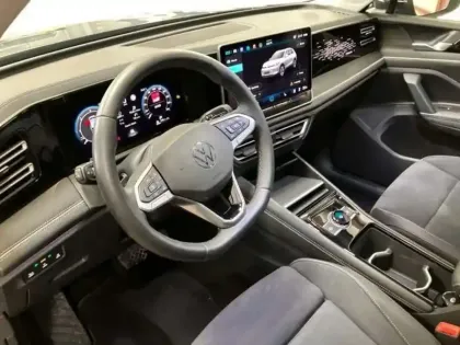 Photo 8 Volkswagen Tiguan 2.0 TDI 150ch DSG7 Elegance