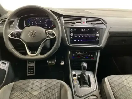 Photo 7 Volkswagen Tiguan 1.4 eHybrid 245ch DSG6 R-Line