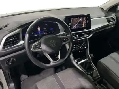 Photo 8 Volkswagen T-roc 1.0 TSI 110 Start/Stop BVM6 Life Plus