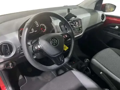 Photo 8 Volkswagen Up ! 2.0 1.0 65 BlueMotion Technology BVM5 Active