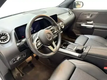 Photo 8 Mercedes GLA 200 7G-DCT Progressive Line