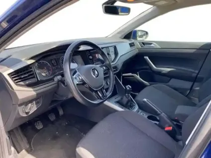 Photo 8 Volkswagen Polo BUSINESS 1.0 80 S&S BVM5 Lounge
