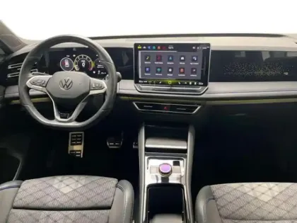 Photo 7 Volkswagen Tiguan 1.5 eTSI 150ch DSG7 R-Line