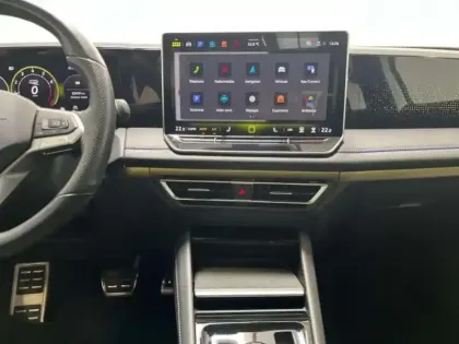Photo 9 Volkswagen Tiguan 1.5 eTSI 150ch DSG7 R-Line
