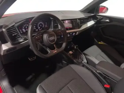 Photo 8 Audi A1 30 TFSI 116 ch S tronic 7 S line Plus