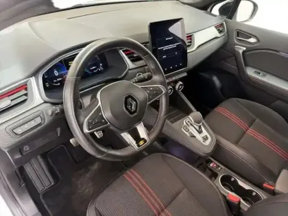 Photo 8 Renault Captur E-Tech 145 - 21 R.S. Line