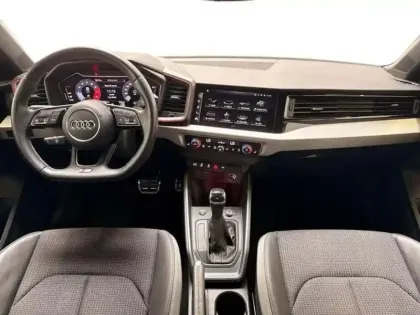 Photo 7 Audi A1 40 TFSI 207 ch S tronic 7 S line