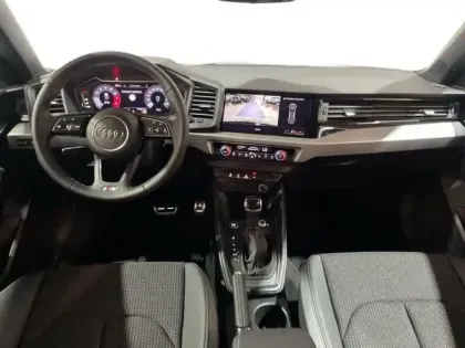 Photo 7 Audi A1 30 TFSI 116 ch S tronic 7 S line