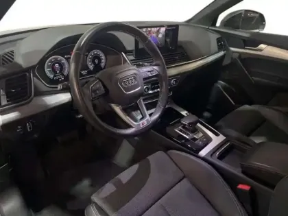 Photo 8 Audi Q5 50 TFSIe 299 S tronic 7 Quattro S line