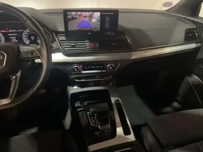 Photo 9 Audi Q5 50 TFSIe 299 S tronic 7 Quattro S line