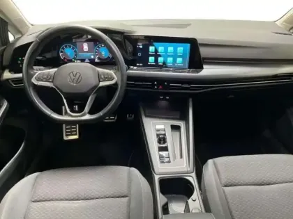 Photo 7 Volkswagen Golf 1.5 eTSI OPF 130 DSG7 Active