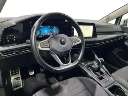 Photo 8 Volkswagen Golf 1.0 TSI OPF 110 BVM6 Active