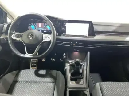 Photo 7 Volkswagen Golf 1.0 TSI OPF 110 BVM6 Active