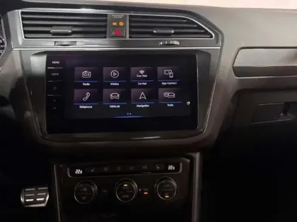 Photo 9 Volkswagen Tiguan 2.0 TDI 150 DSG7 4Motion Carat Exclusive