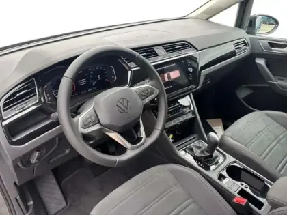 Photo 8 Volkswagen Touran 2.0 TDI 150 CH DSG7 STYLE