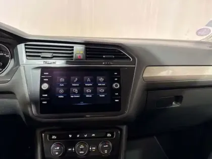 Photo 9 Volkswagen Tiguan 1.5 TSI 150ch BVM6 Confortline