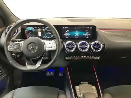 Photo 7 Mercedes GLA 200 7G-DCT AMG Line