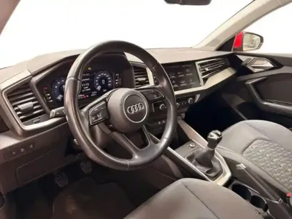 Photo 8 Audi A1 25 TFSI 95 ch BVM5 Advanced