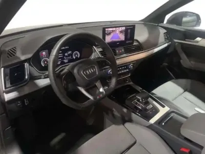 Photo 14 Audi Q5 55 TFSIe 367 S tronic 7 Quattro S line