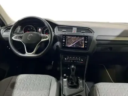 Photo 7 Volkswagen Tiguan 2.0 TDI 150ch DSG7 NEW LIFE BUSINESS