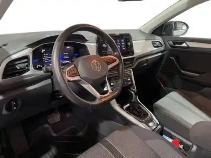 Photo 8 Volkswagen T-roc 1.5 TSI EVO2 150 Start/Stop DSG7 VW Edition