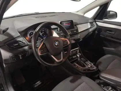 Photo 8 BMW Serie 2 F45 LCI 225xe iPerformance 224 ch BVA6 Business Design