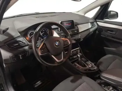 Photo 18 BMW Serie 2 F45 LCI 225xe iPerformance 224 ch BVA6 Business Design