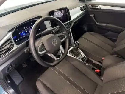 Photo 8 Volkswagen T-roc 1.0 TSI 110 Start/Stop BVM6 Life Plus