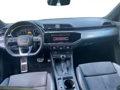 Photo 7 Audi Q3 45 TFSIe 245 ch S tronic 6 S line