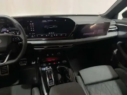 Photo 9 Audi A5 TDI Hybride 204 ch S tronic 7 S line