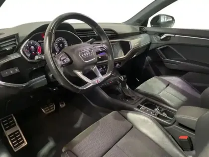Photo 7 Audi Q3 35 TDI 150 ch S tronic 7 S Edition