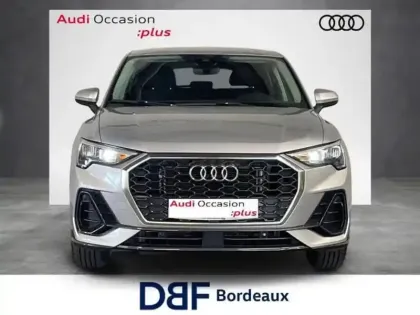 Photo 6 Audi Q3 35 TFSI 150 ch S tronic 7 Design