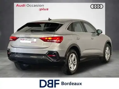 Photo 14 Audi Q3 35 TFSI 150 ch S tronic 7 Design