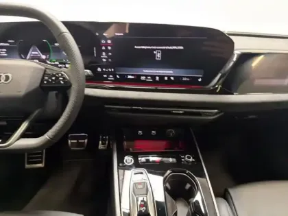 Photo 9 Audi A5 AVANT E HYBRID QUATTRO 367 CH S TRONI