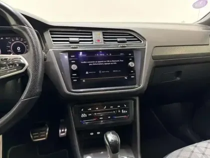 Photo 9 Volkswagen Tiguan 1.4 eHybrid 245ch DSG6 R-Line