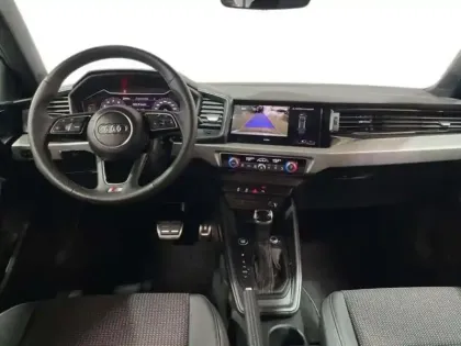 Photo 7 Audi A1 30 TFSI 116 ch S tronic 7 S line