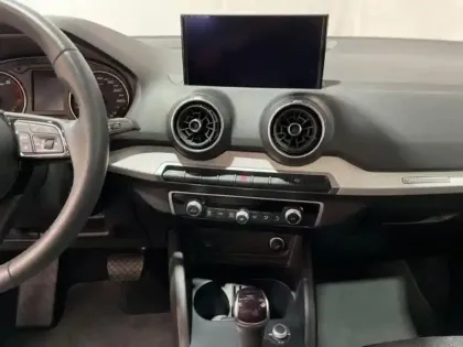 Photo 9 Audi Q2 35 TFSI 150 S tronic 7 Design