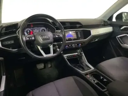 Photo 8 Audi Q3 35 TFSI 150 ch S tronic 7
