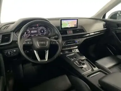 Photo 8 Audi Q5 50 TFSI e 299 S tronic 7 Quattro Avus