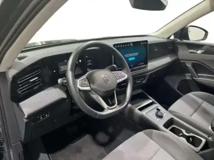 Photo 8 Volkswagen Tiguan 1.5 eTSI 130ch DSG7