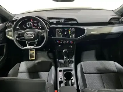 Photo 7 Audi Q3 35 TFSI 150 ch S tronic 7 S line