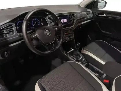 Photo 8 Volkswagen T-roc 1.5 TSI 150 EVO Start/Stop BVM6 Carat