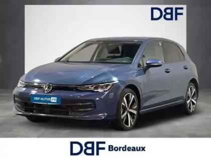 Photo 10 Volkswagen Golf 1.5 eHybrid 204 DSG6 VW Edition