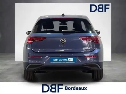 Photo 13 Volkswagen Golf 1.5 eHybrid 204 DSG6 VW Edition