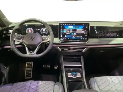 Photo 7 Volkswagen Tiguan 1.5 eHybrid 204ch DSG6 R-Line