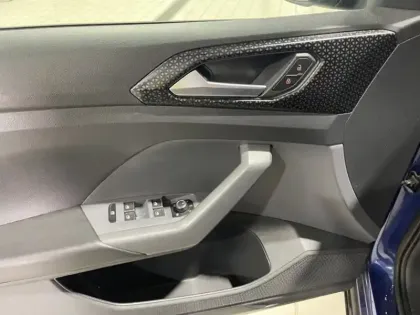Photo 15 Volkswagen T-cross Carat