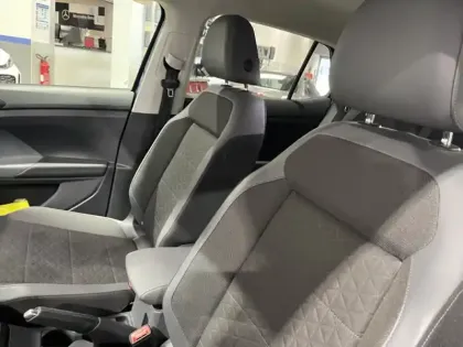 Photo 17 Volkswagen T-cross Carat
