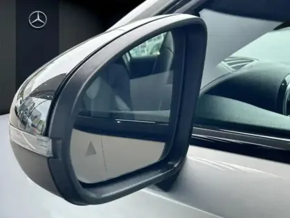 Photo 12 Mercedes Classe A 180 d AMG Line